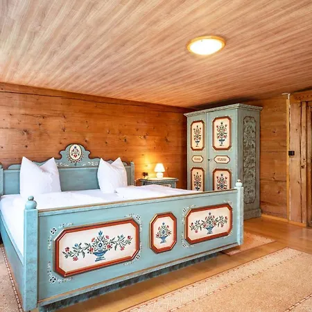 Knusperhaeuschen Hoefen-huesle *